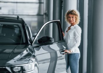 The Definitive Guide to Mini Bus Chartering for Groups of 10 or More People