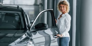 The Definitive Guide to Mini Bus Chartering for Groups of 10 or More People