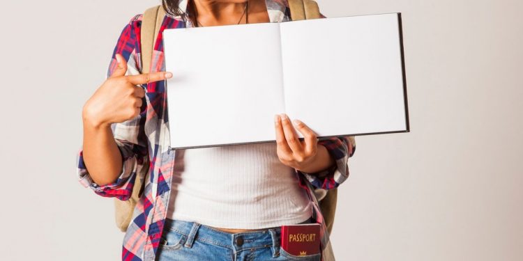 Greatest Gifts For People Who Love Traveling