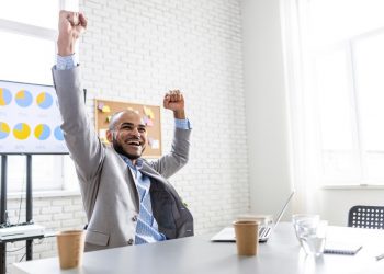 Midlife Personal Development and Goal Setting: Embracing Growth and Fulfillment