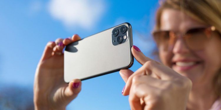 Toronata New Leather iPhone 15 Wallets and Cases