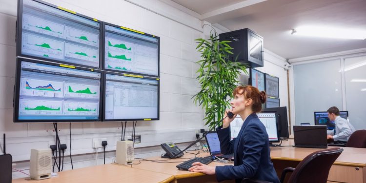 Microsoft Teams Rooms (MTR) Display Bundles