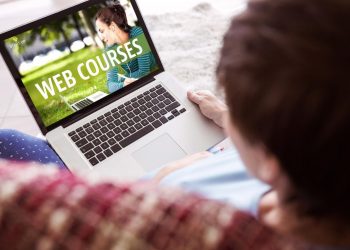 How Tech News Websites Earn Money From Internet