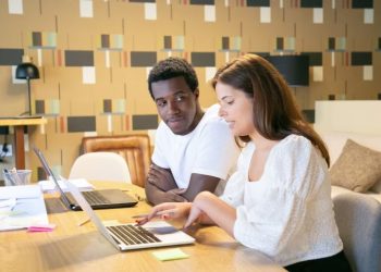 Embracing Freedom: Digital Nomads and Hyderabad’s Coworking Revolution