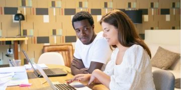 Embracing Freedom: Digital Nomads and Hyderabad’s Coworking Revolution