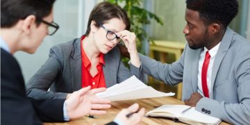 Navigating Slip and Fall Accidents: When to Consult a Personal Injury Lawyer