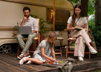 Why Pre-Made Cocktail Gift Sets Make the Perfect Gift