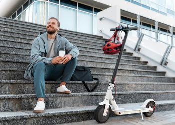Circooter Electric Scooters: Unleashing Speed and Convenience