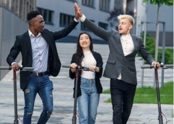 Exploring iScooter’s Electric Scooters: A Closer Look at the i9 and iX3 Models