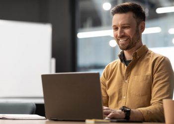 Make Extra Money on Your Phone: Turning Your Smartphone into a Money-Making Machine