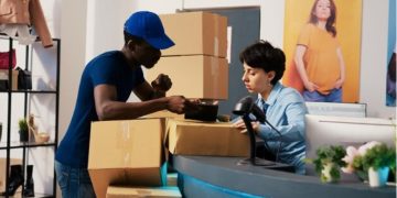 Moving Services SF Bay To Arizona And The Tech Involved