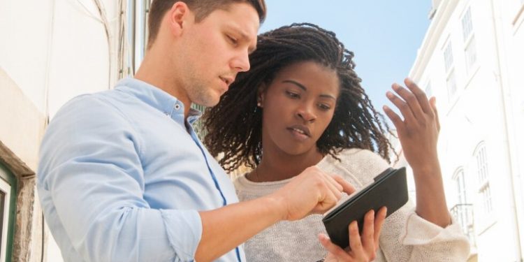 How to Choose a Mobile Network in the UK (A Complete Guide)