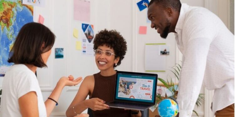 Uncovering the Benefits of Hiring a Professional for SEO