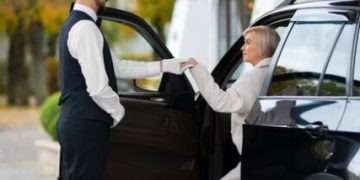 Elevate Your Travel Experience with Our Executive Chauffeur Service