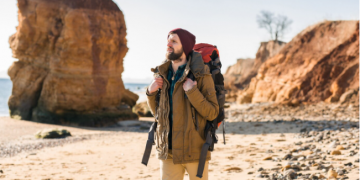 JEBEL YANAS: A CAPTIVATING TREKKING ADVENTURE IN FUJAIRAH’S STUNNING WILDERNESS