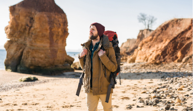 JEBEL YANAS: A CAPTIVATING TREKKING ADVENTURE IN FUJAIRAH’S STUNNING WILDERNESS