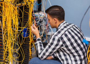 Revolutionize Your Data Center Connectivity with RIAM’s Fiber Patching Services