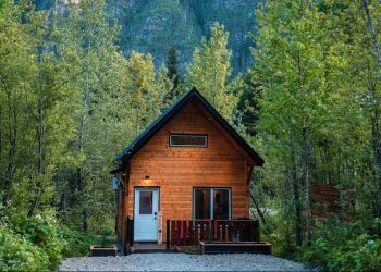 Explore the Best Cabin Rentals in BC, Canada
