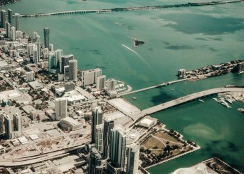 Escape to Paradise: Book Your Fort Lauderdale BNB Now!