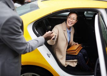 Enhancing Travel Convenience with To My Surprise Shuttle’s Airport Transfer and Airport Shuttle Services