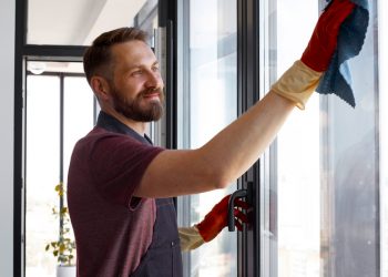 Why Office Window Cleaning in Melbourne is Essential for Your Business