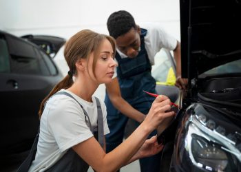 How to Remove Vinyl Wrap: Tips for a Clean and Damage-Free Process