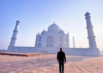 Eternal Love Tour of the Taj Mahal for Everyone to Know