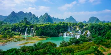 Unlock the Magic of Vietnam: Why Group Tours Are Your Gateway to Adventure