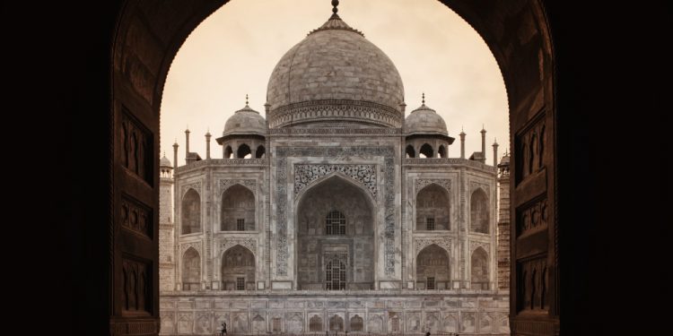 Taj Mahal Tour from Delhi