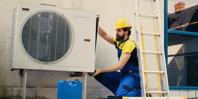 Finding a Reputable Commercial HVAC Contractor in Arizona: What to Look For