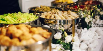 Top Benefits of Hiring Professional Catering Services in Peoria, AZ