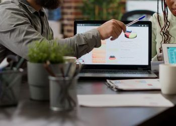 Aligning Marketing with Website Development for Effective Growth