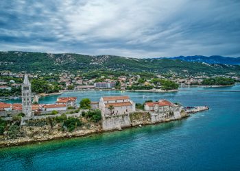 The Advantages of Spending a Holiday on Rab Island in Private Accommodation