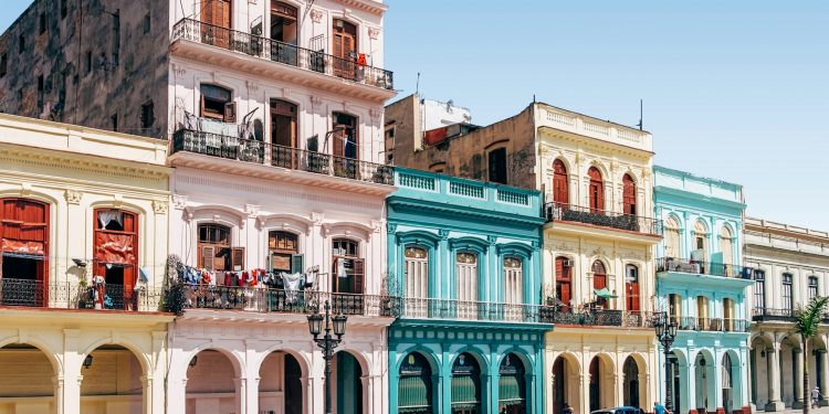 Discover Cuba with CaptivatingCuba
