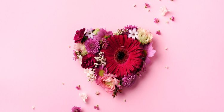 Say It with Flowers: Your Complete Guide to Valentine’s Day Flower Delivery