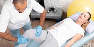Chiropractic Solutions for Knee Pain: A Non-Surgical Approach