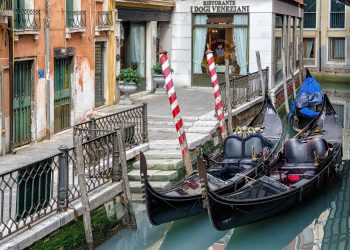 Gondolas: The Heartbeat of Venice’s Canals