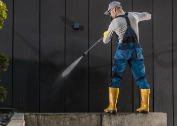 What Are the Benefits of Combining Pressure Washing with Gutter Cleaning?
