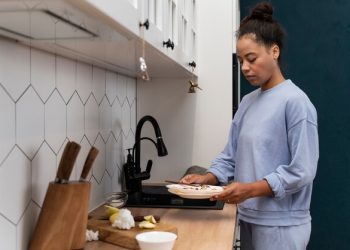 Refacing Your Kitchen Cabinets: A Cost-Effective Makeover