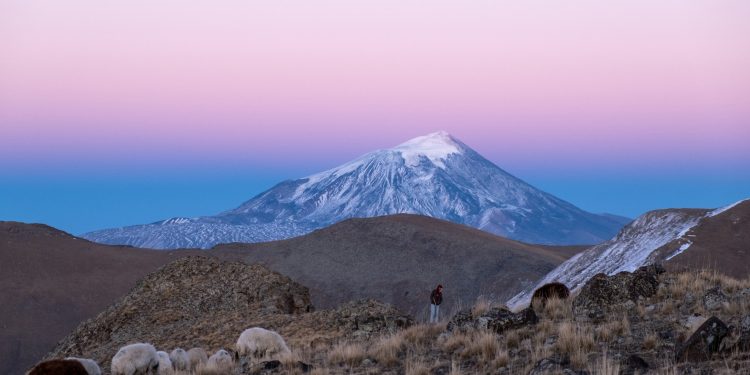Conquer the Challenge: Climbing Mount Ararat with Mount Ararat Trek Tour