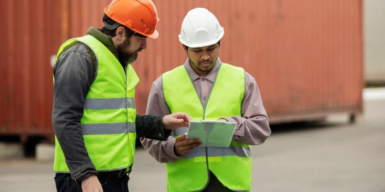 Lifting and Transporting Static Equipment: A Guide to Safety and Efficiency