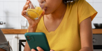 Budget-Friendly Fizz Drink Shopping: How to Save Money with Online Offers