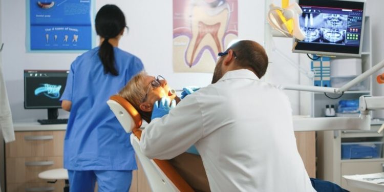 From Chairside to Dental Laboratory: How Endodontics Files and Digital Workflows Are Redefining Modern Dentistry