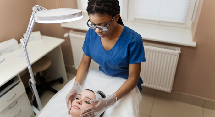 Why RF Microneedling Is Transforming Professional Skin Rejuvenation